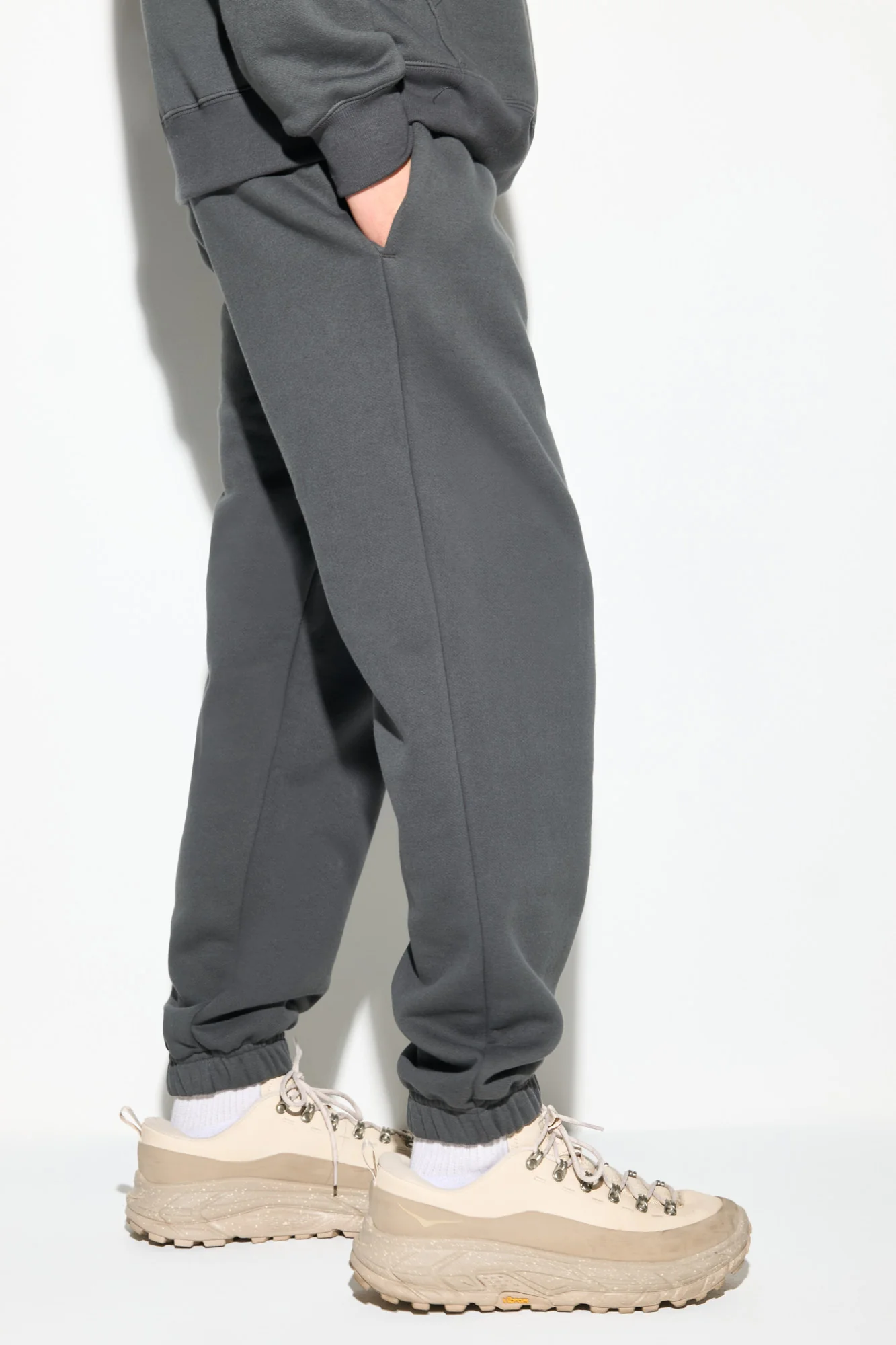 SG Logo Ian Sweatpant - Image 5