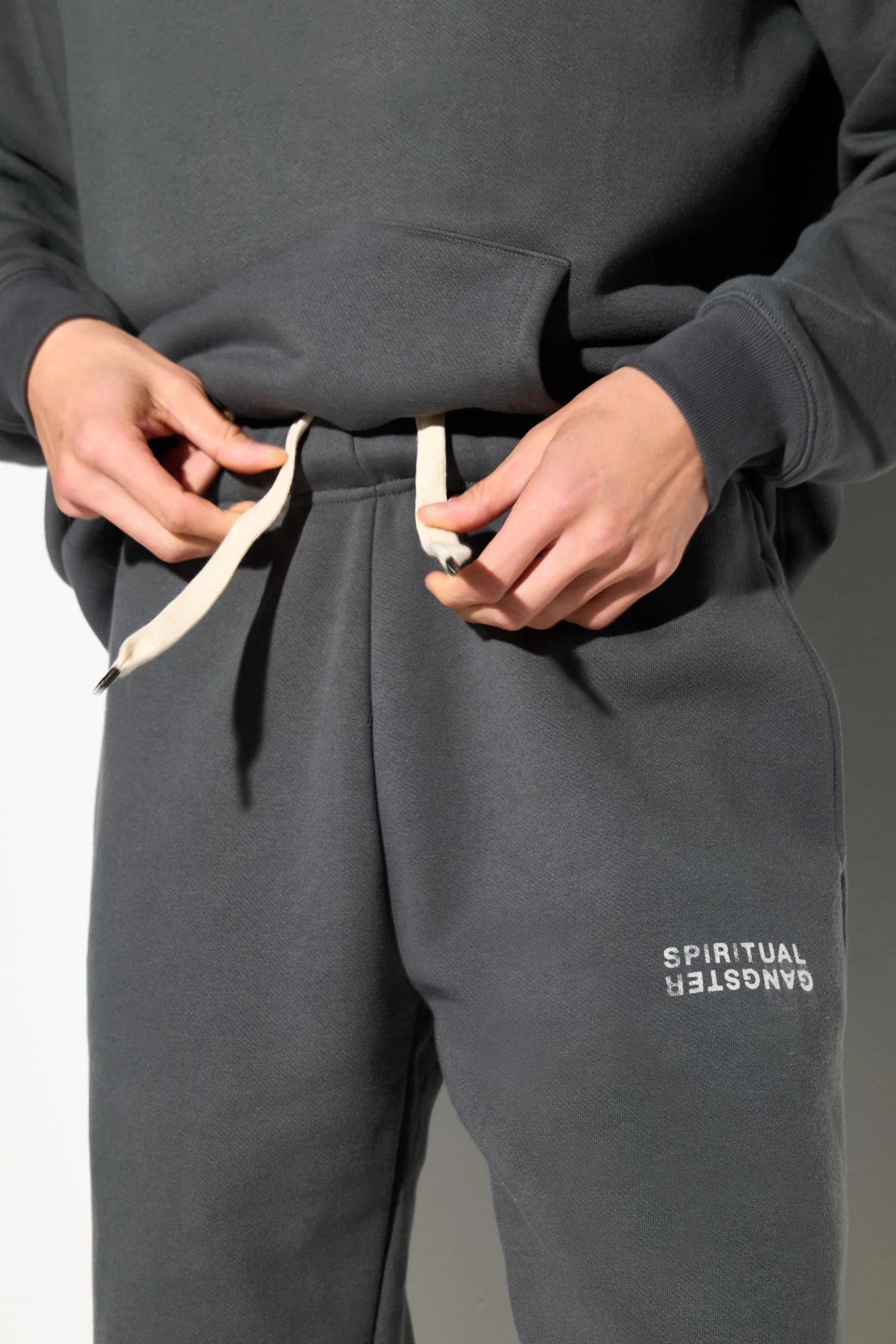 SG Logo Ian Sweatpant - Image 7