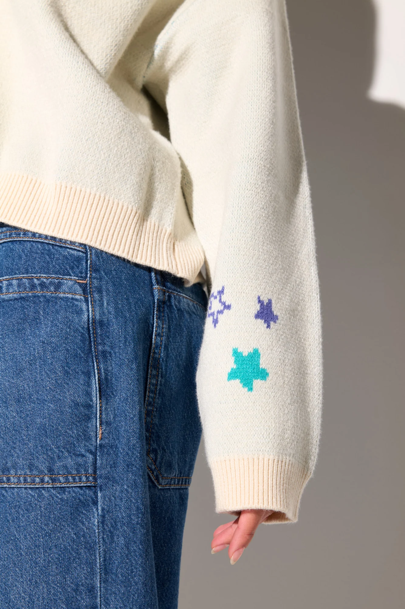 Hourglass Delaney Cardigan - Image 9