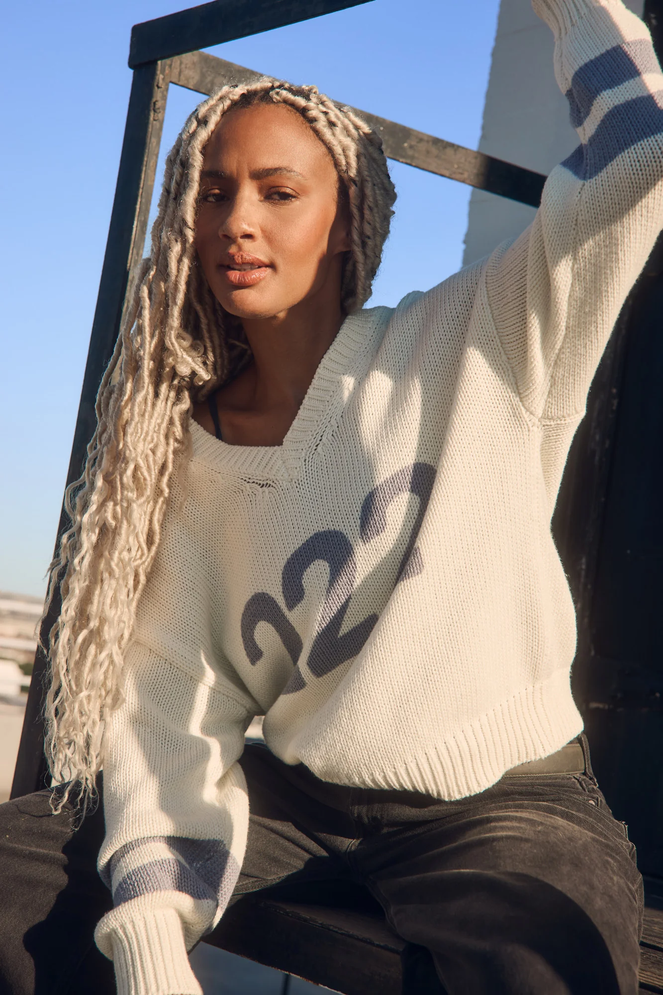 222 Optimist Jax Sweater - Image 9