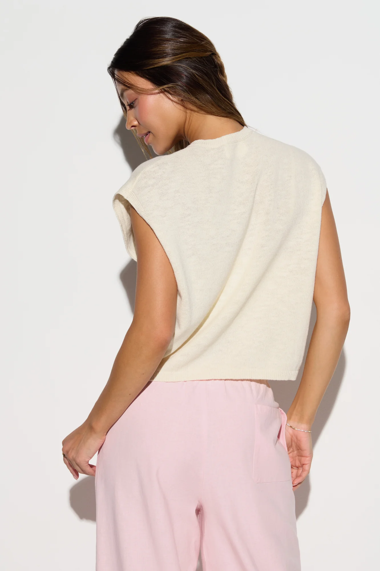 Shore Sleeveless Sweater - Image 3