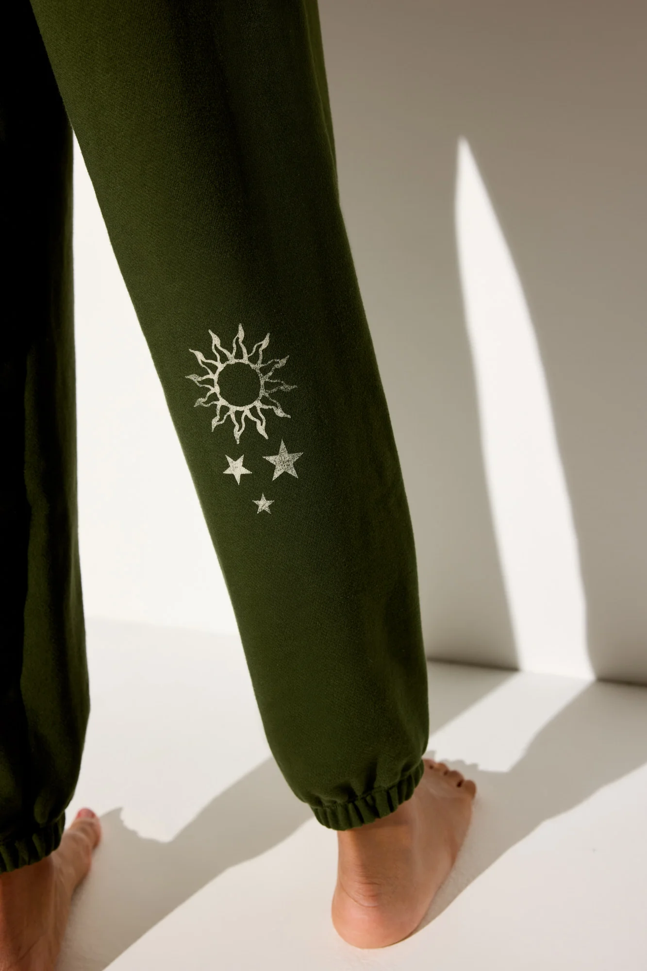 555 Change Eden Sweatpant - Image 6