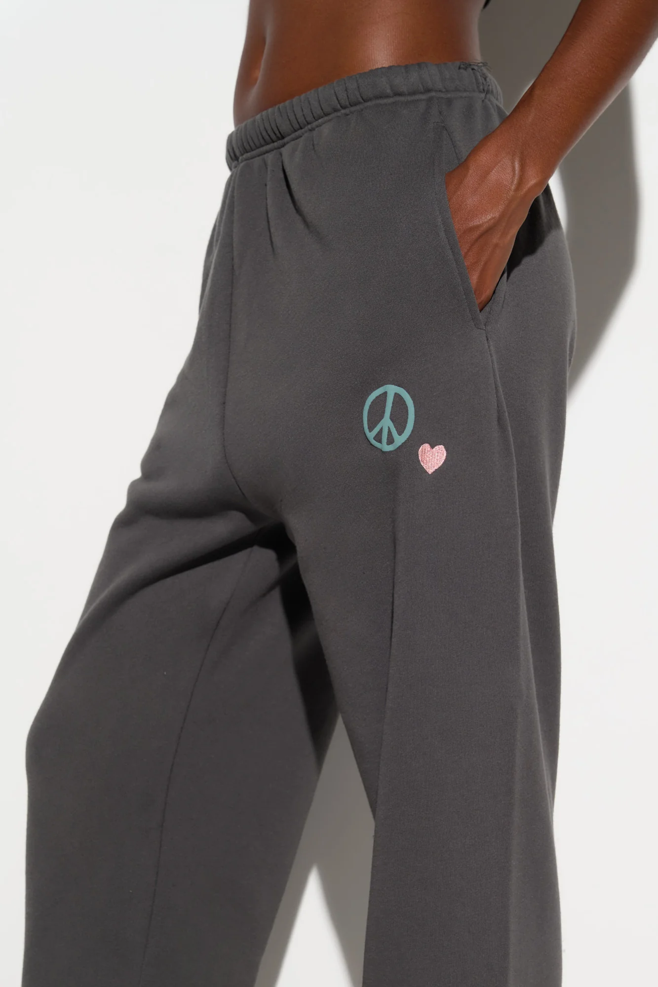 Good Vibes Sol Sweatpant - Image 4