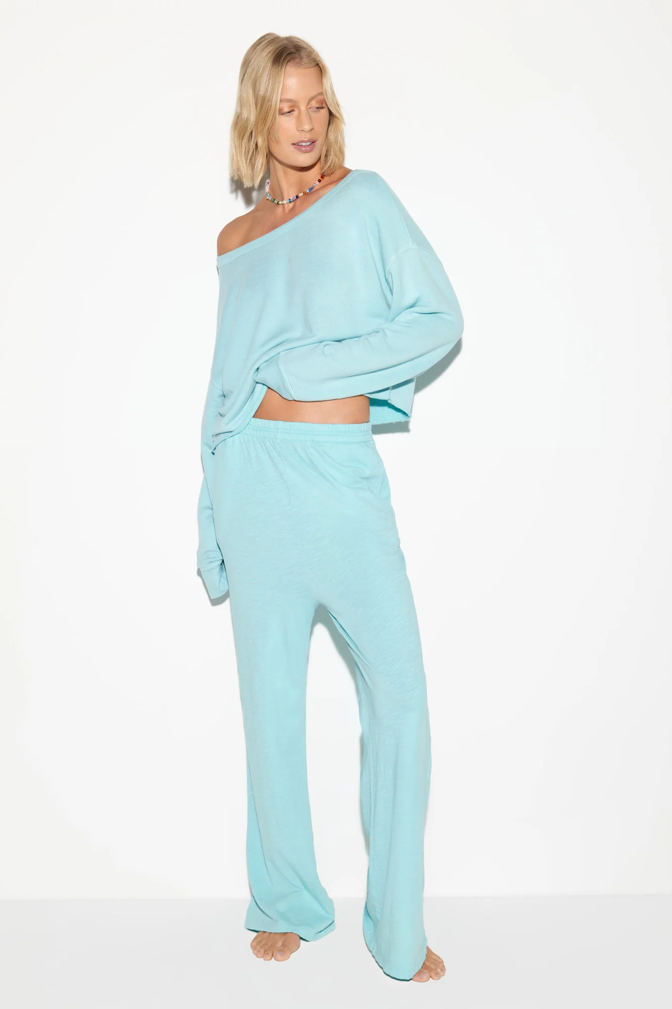 Bella Sweatshirt - Image 6
