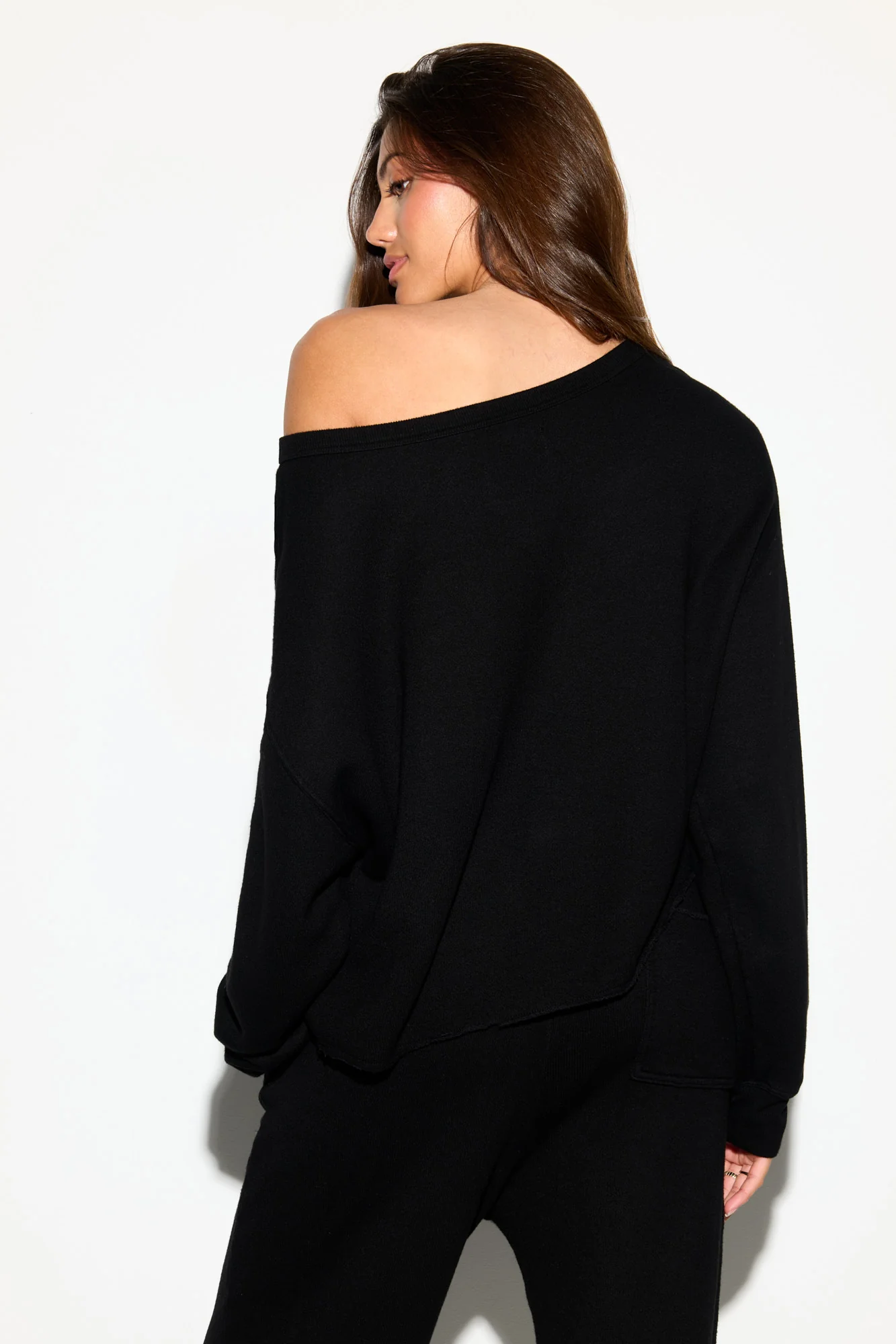 Bella Off Shoulder Sweatshirt - Image 3
