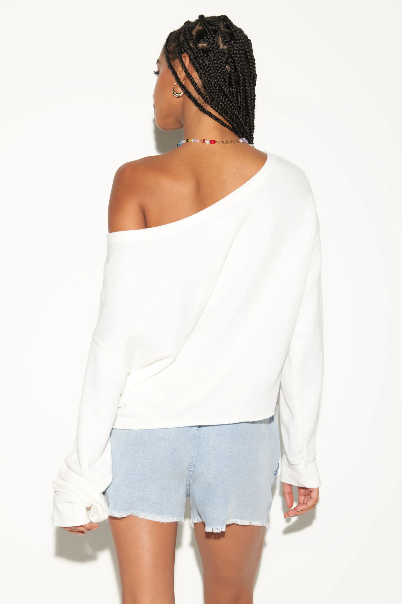 Bella Sweatshirt - Image 2