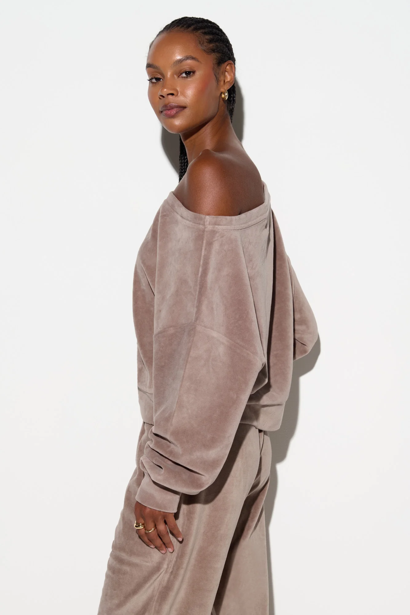 Velour Ava Sweatshirt - Image 3