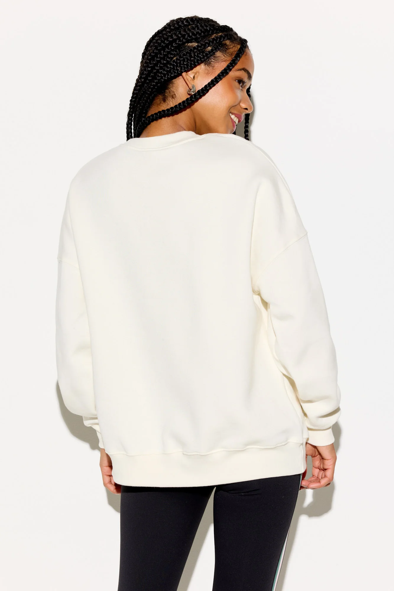 Grows Within Boyfriend Crew - Image 3