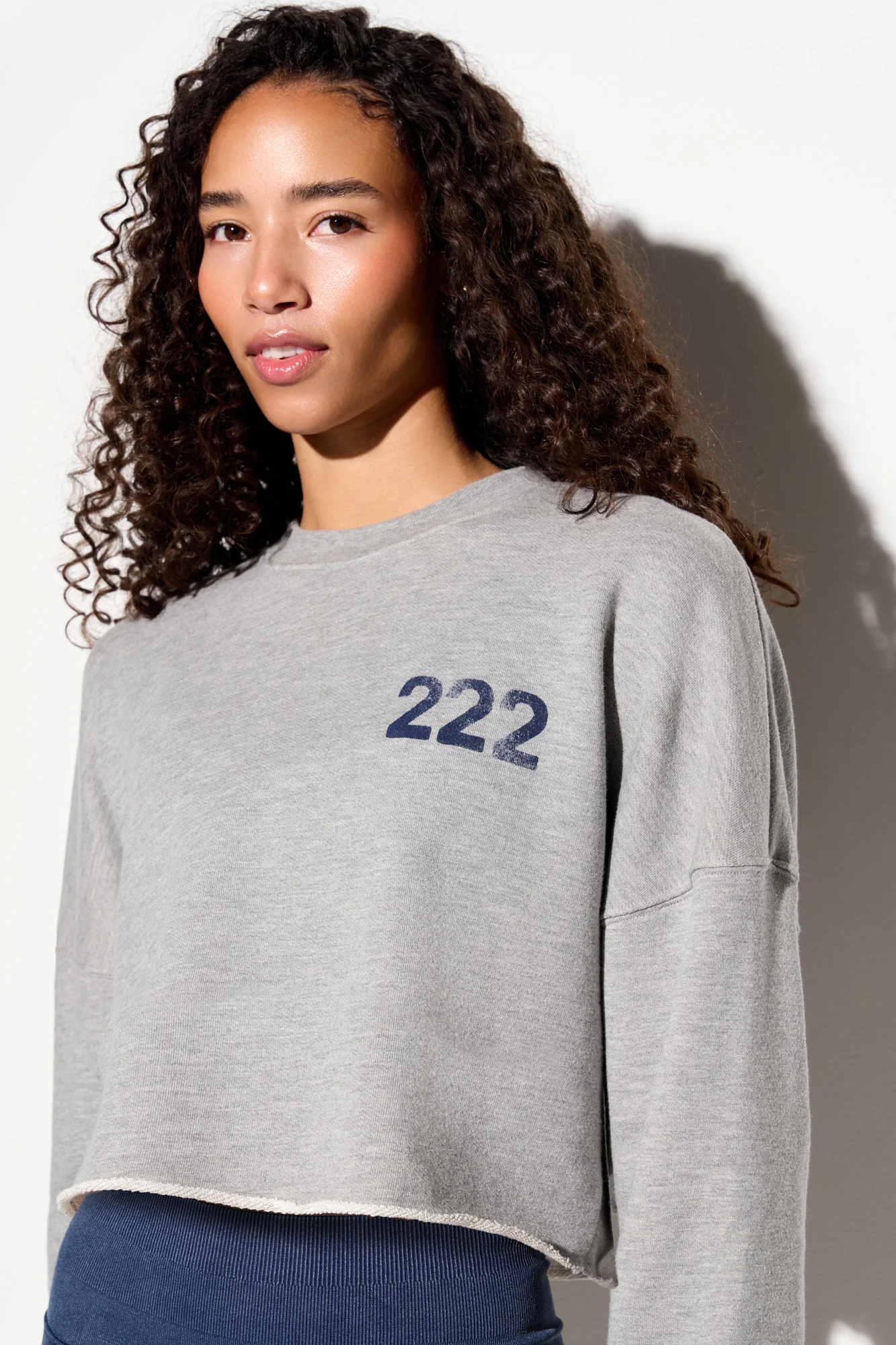 222 Drina Crop Sweatshirt - Image 5