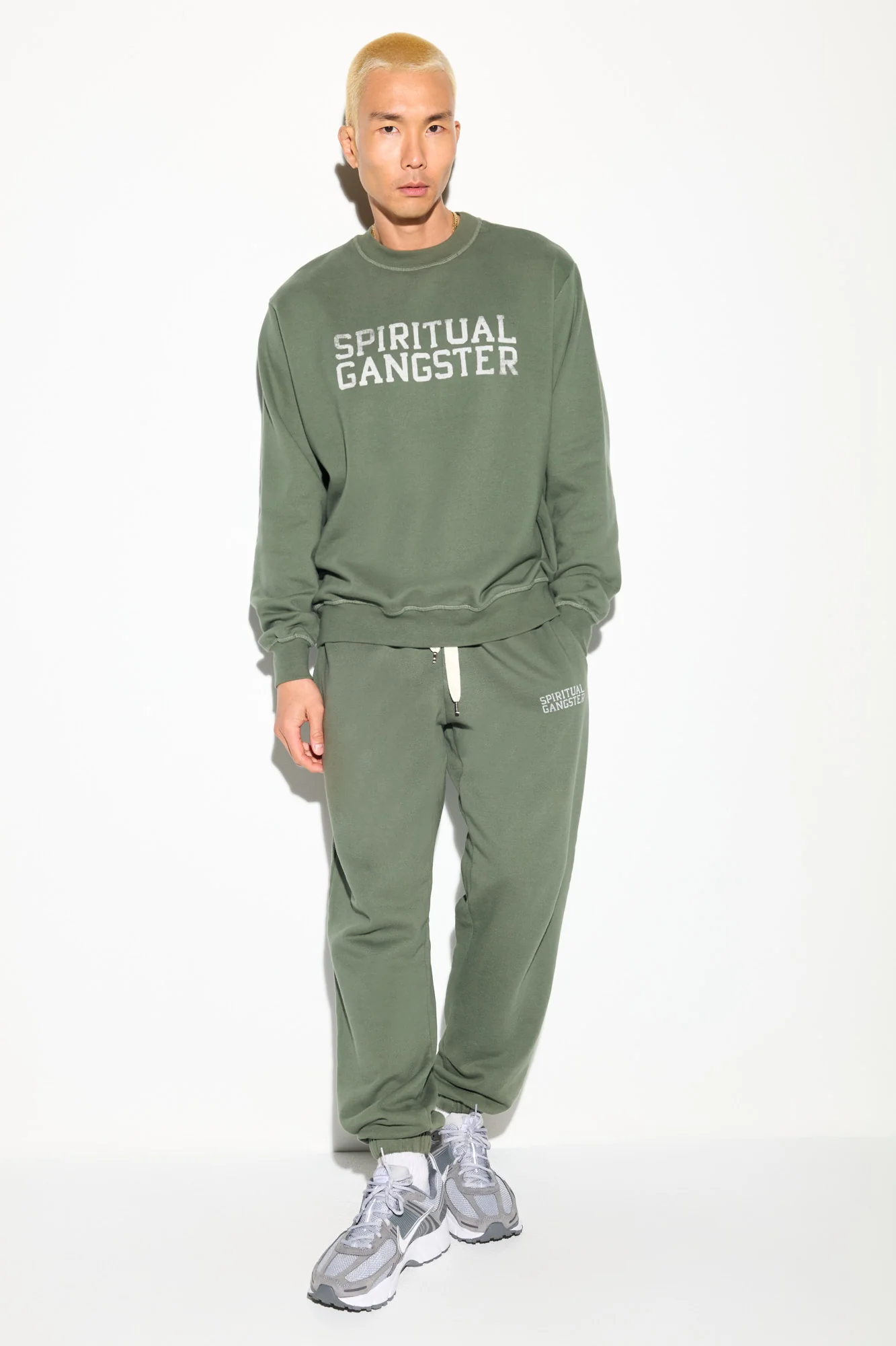 SG Men's Classic Crew - Image 10