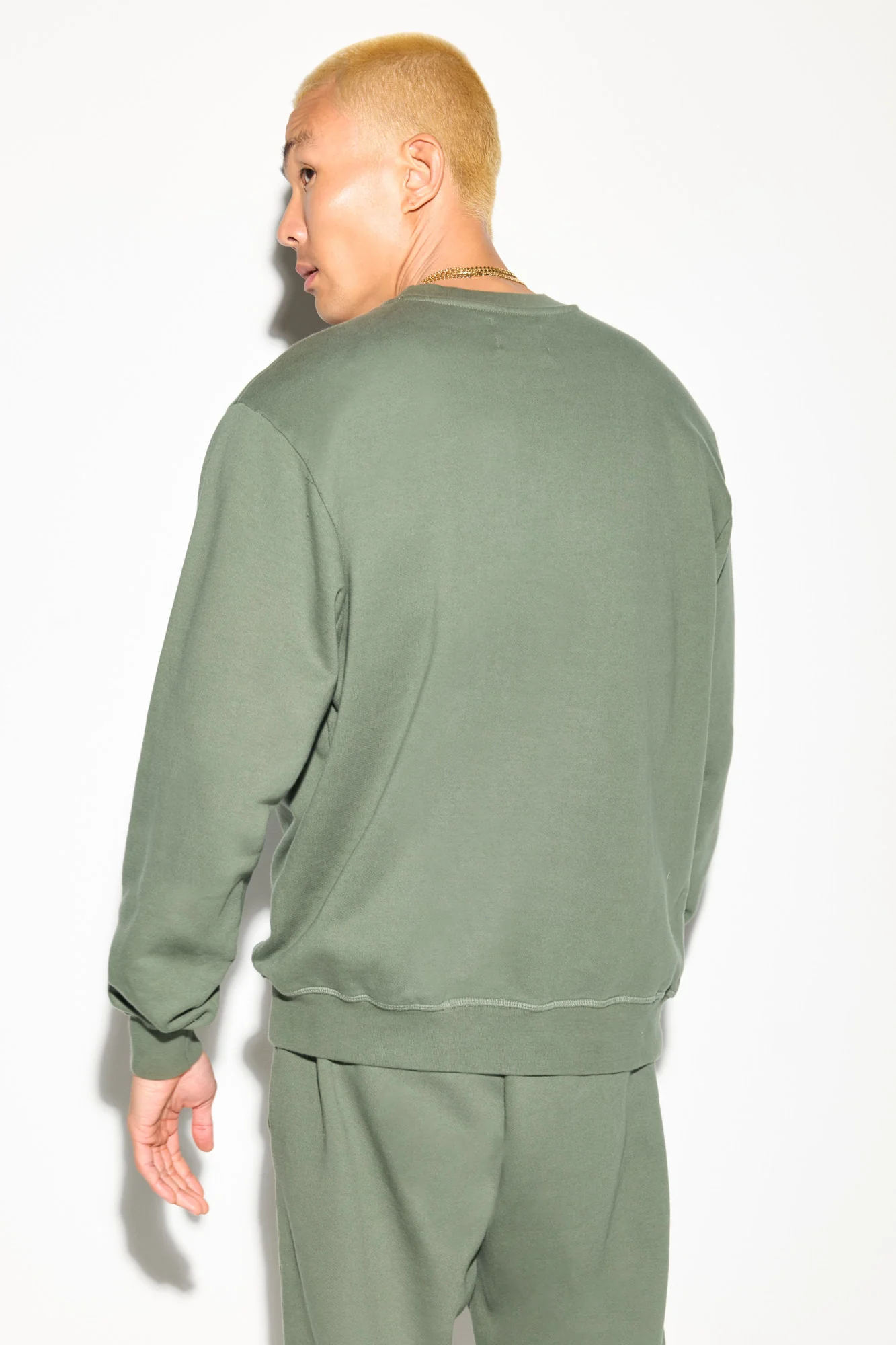 SG Men's Classic Crew - Image 5