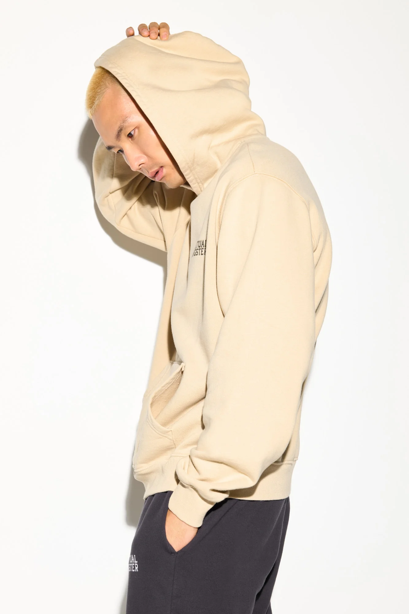 SG Emblem Men's Classic Hoodie - Image 8