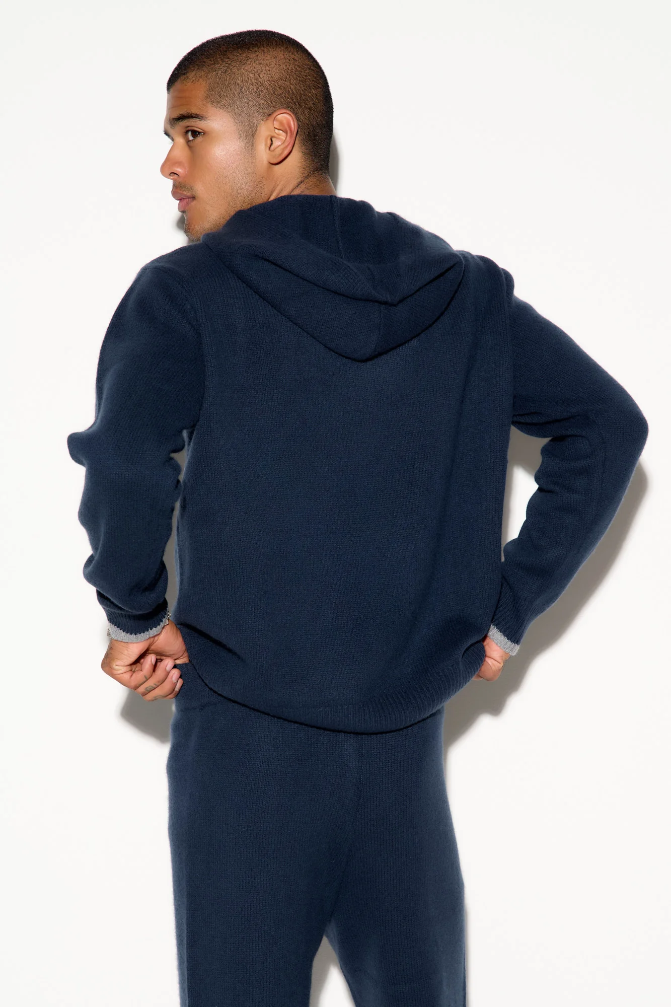 SG Tahoe Men's Cashmere Wool Hoodie - Image 3