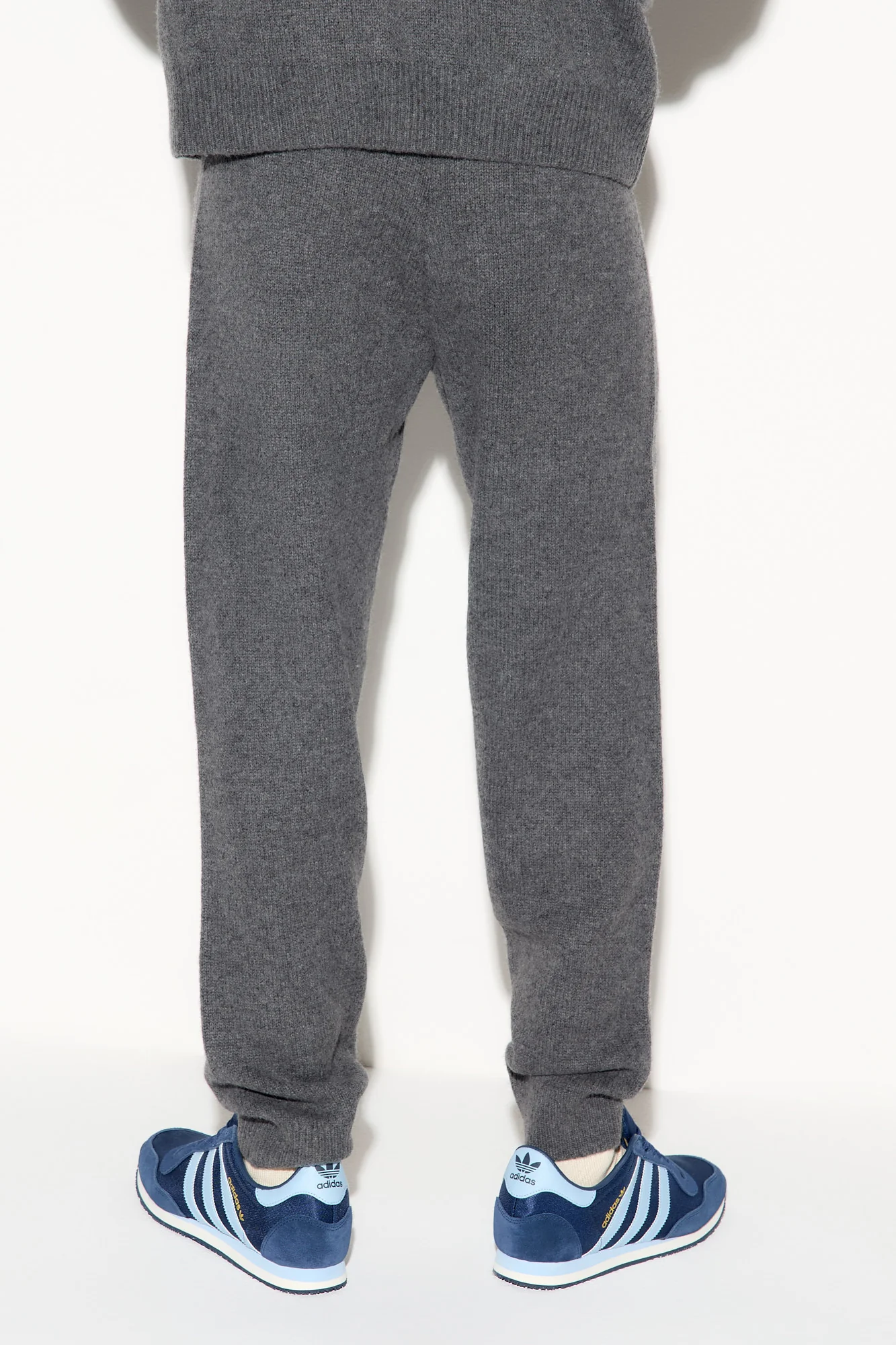 SG Porter Men's Cashmere Wool Sweatpant - Image 3