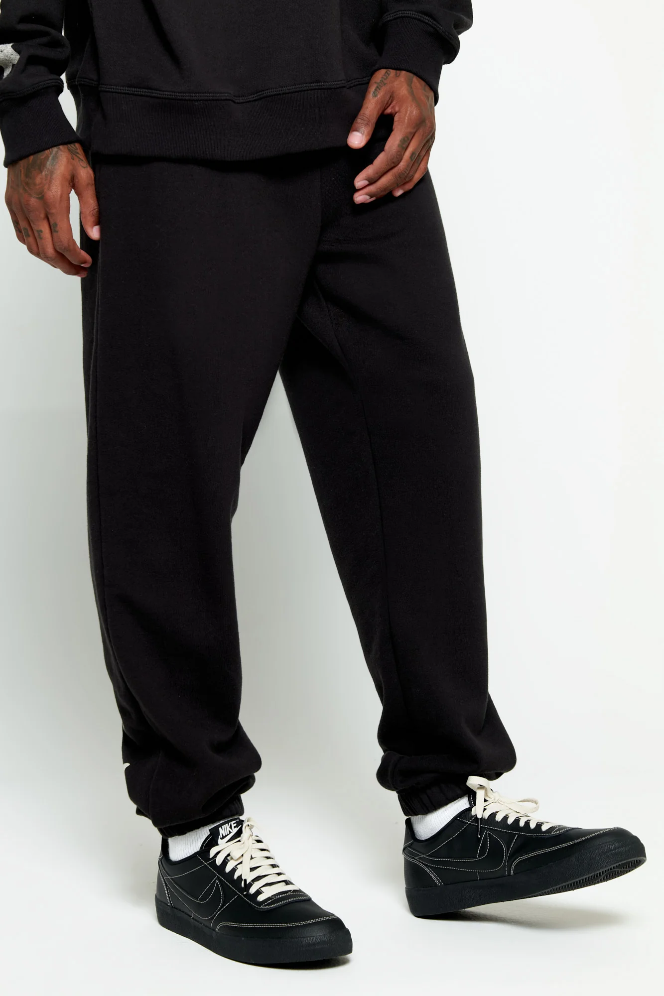 SG Astra Men's Classic Sweatpant - Image 4
