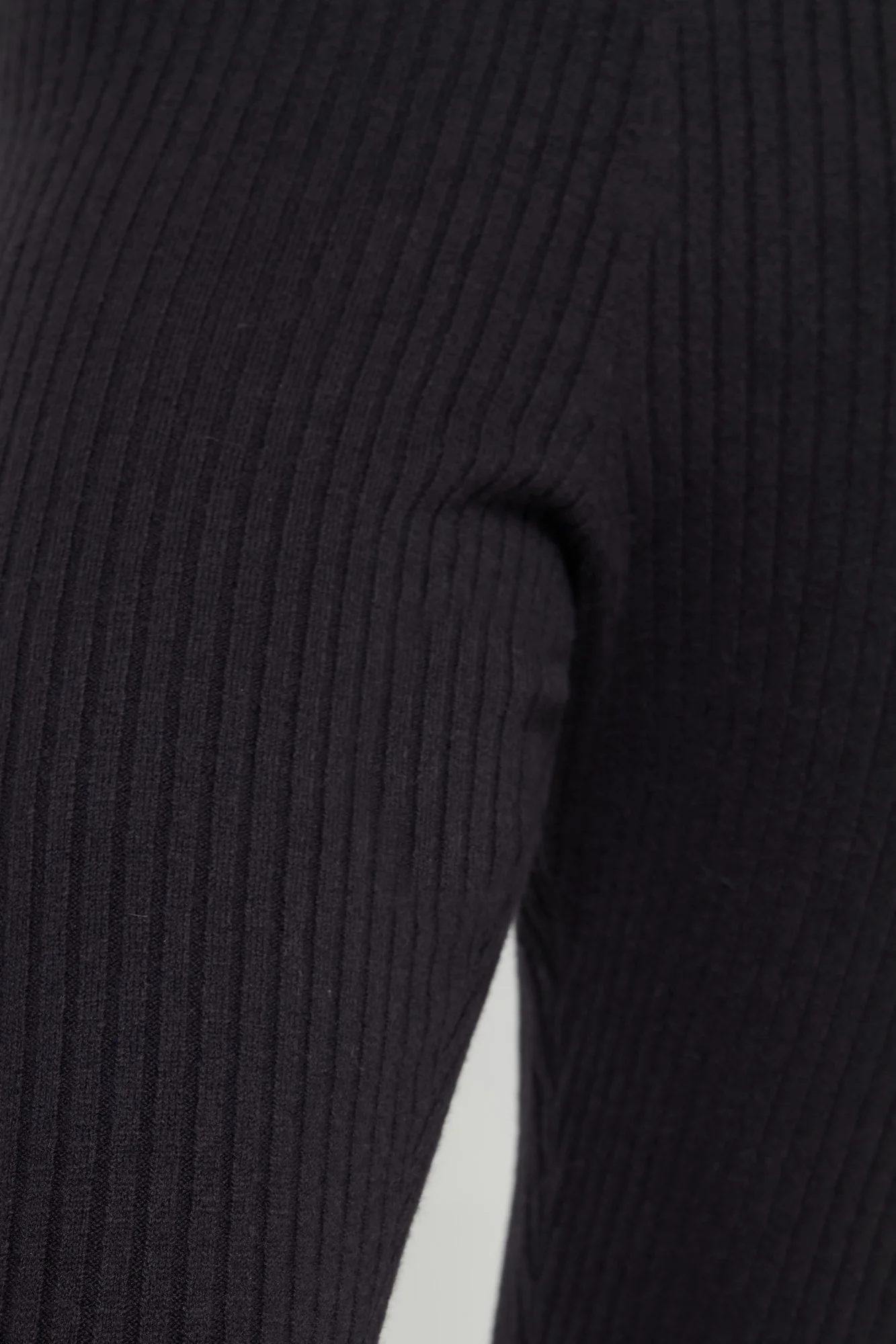 Victoria Luxe Pant - Image 4