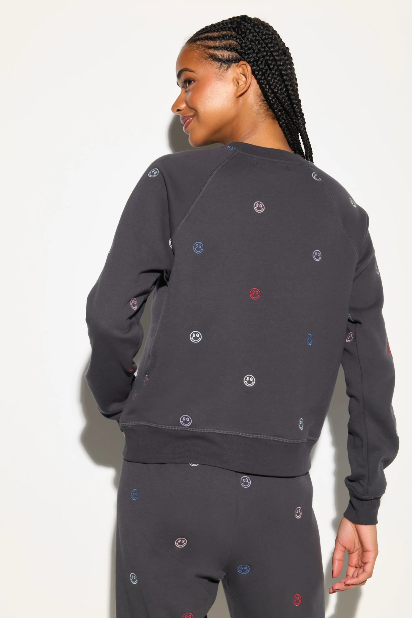 All Smiles Forever Cozy Crew - Image 3