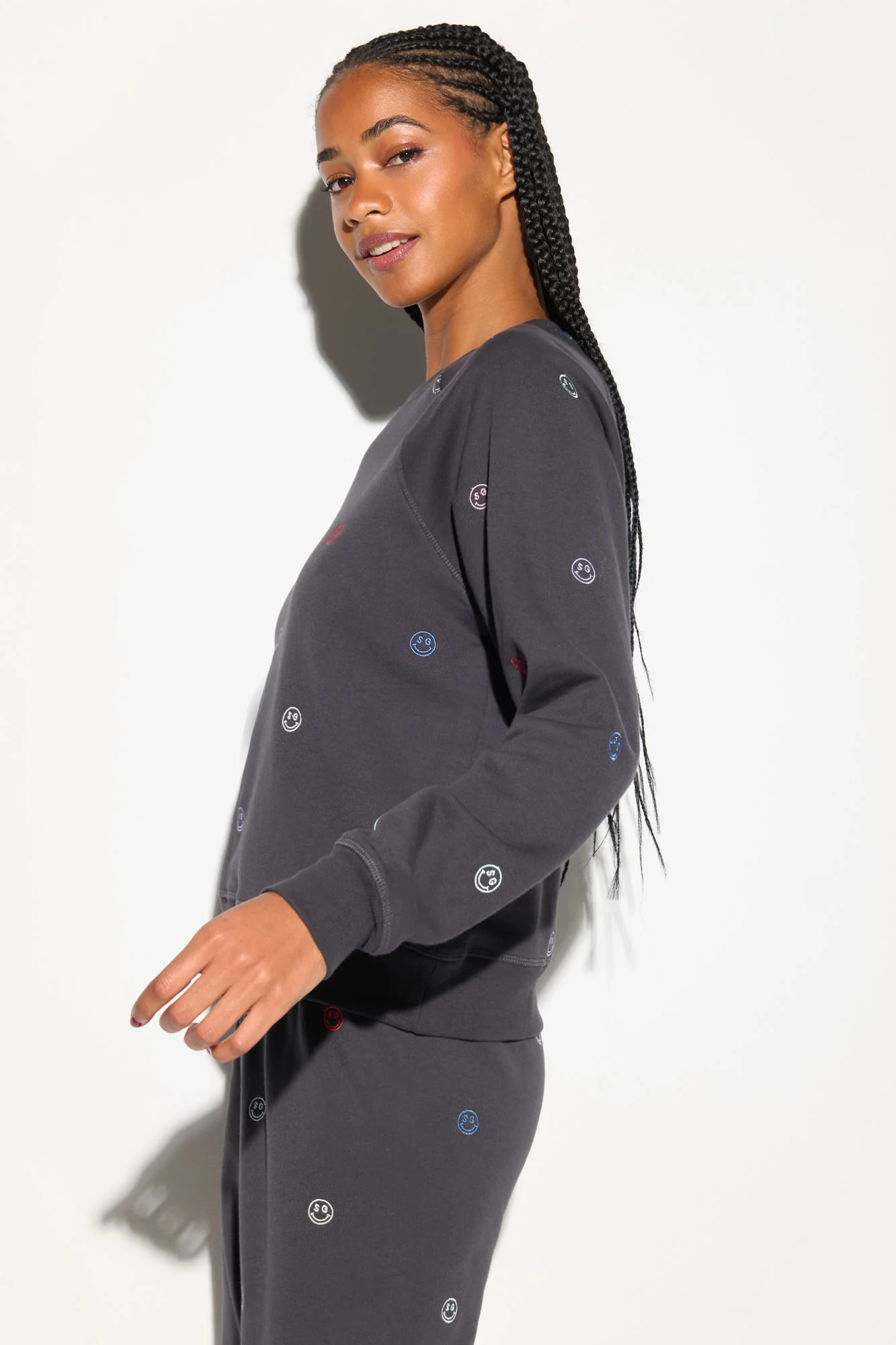 All Smiles Forever Cozy Crew - Image 4