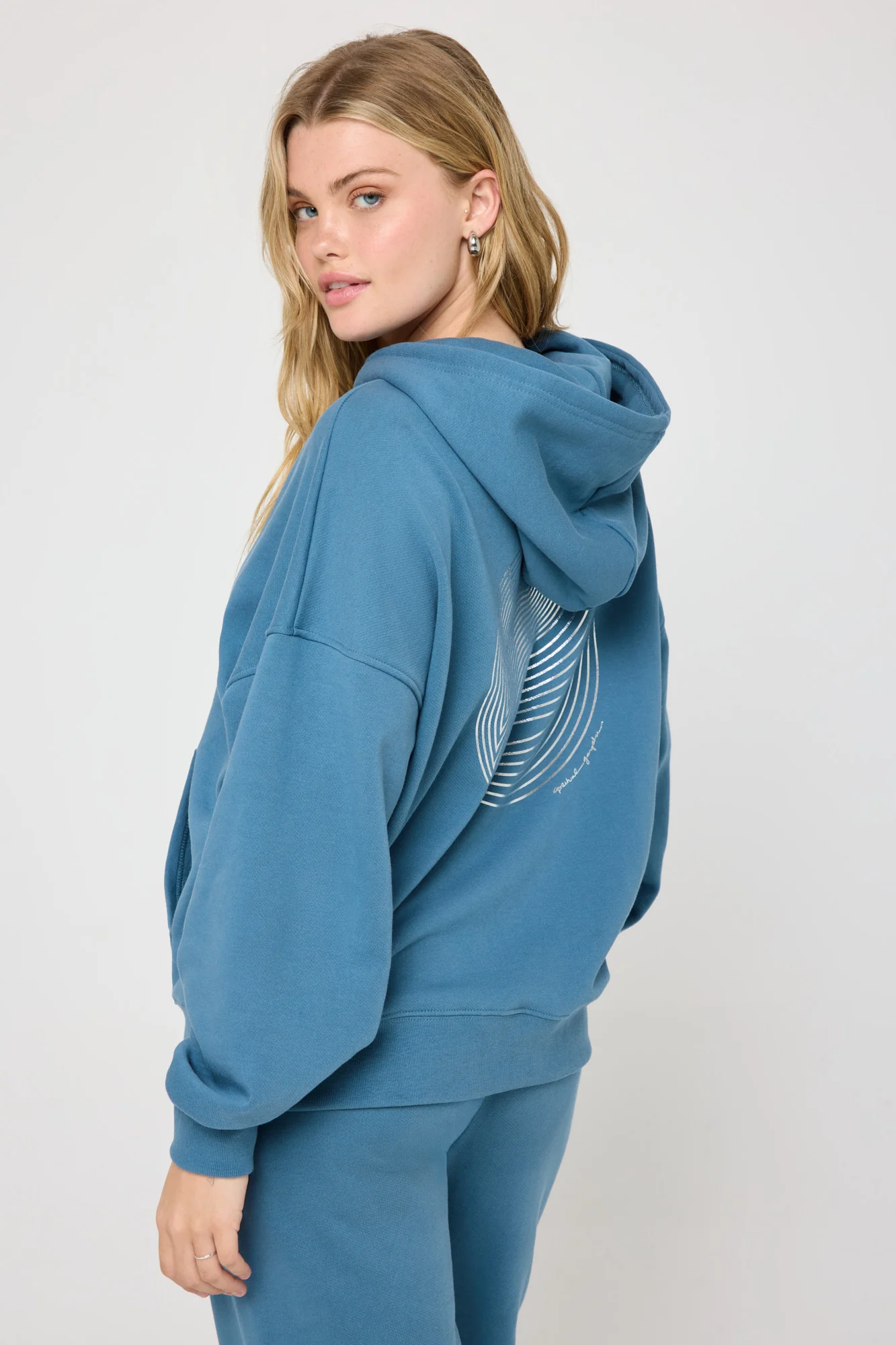 New Waves Easy Hoodie - Image 3