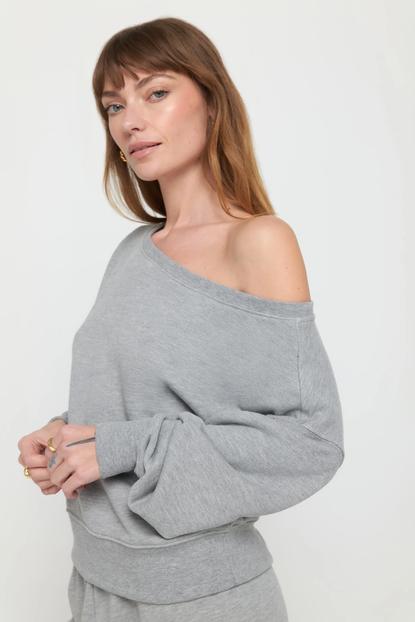 La Vida Off Shoulder Sweatshirt - Image 4