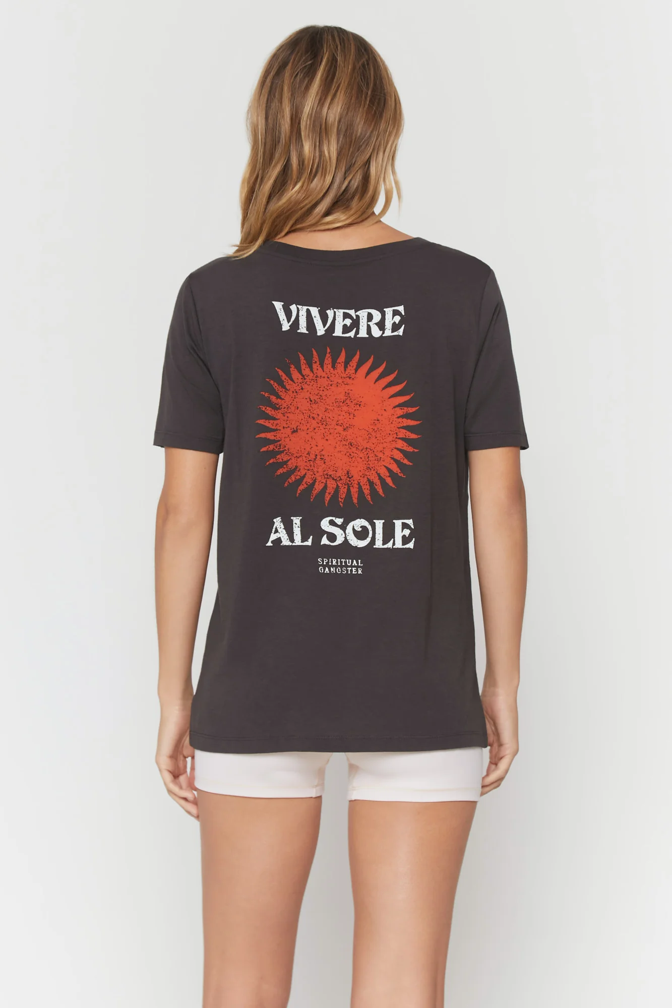 Vivere V Neck Tee - Image 4