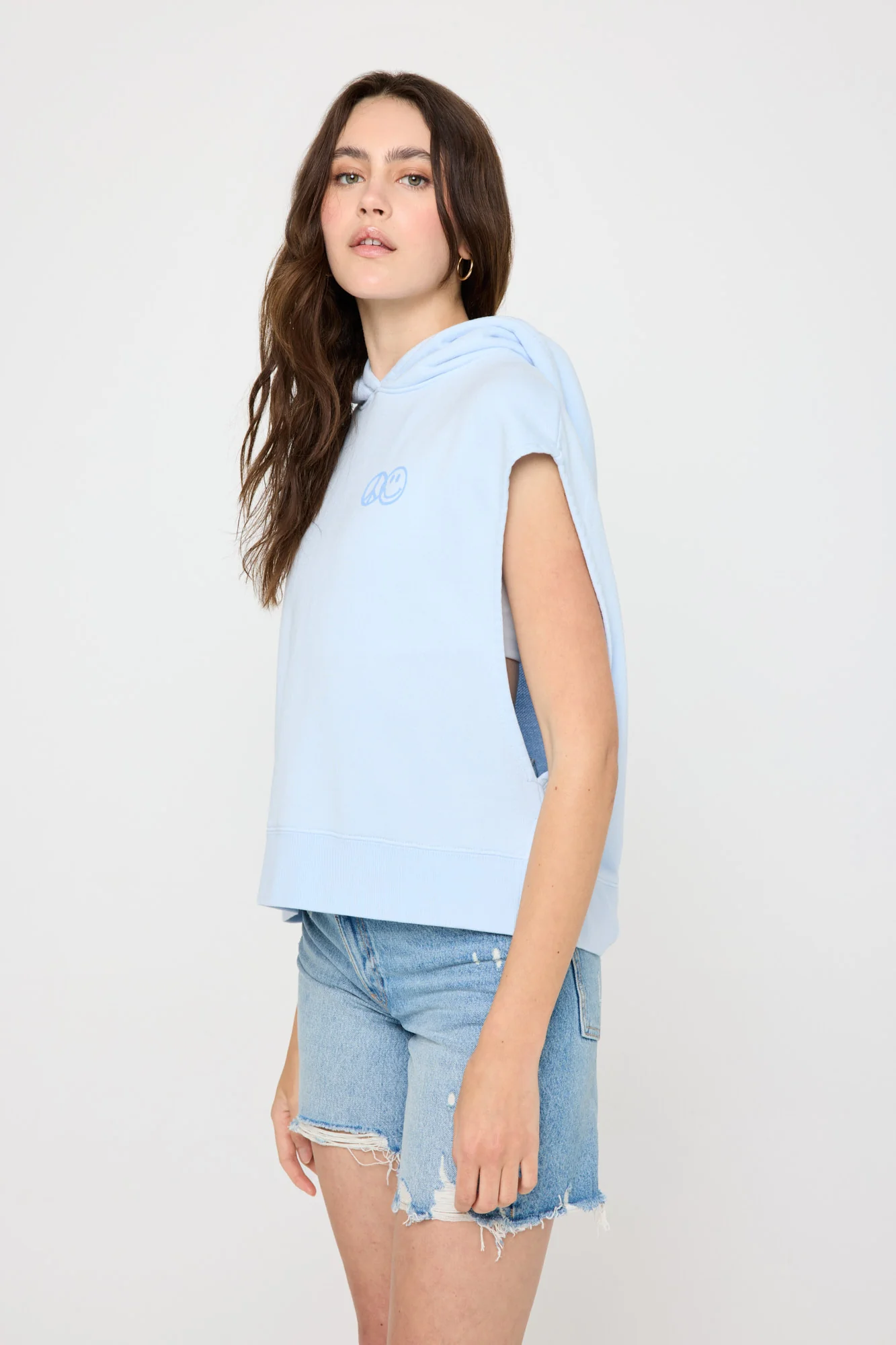 Haven Sleeveless Hoodie - Image 8