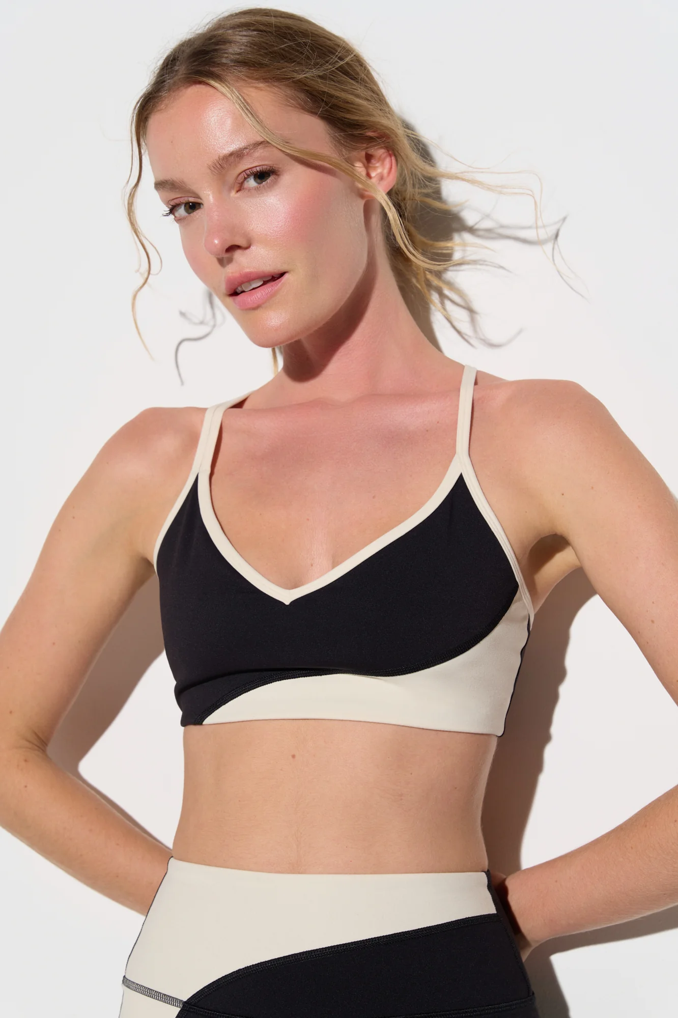 Nirvana Libra Longline Bra - Image 6