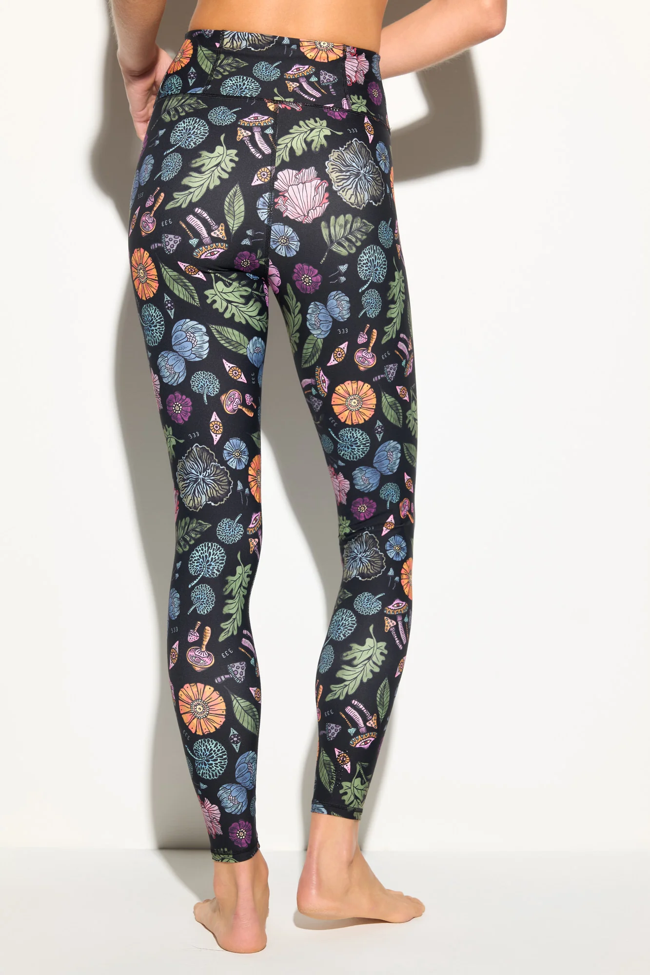 Nirvana Lotus Legging - Image 3