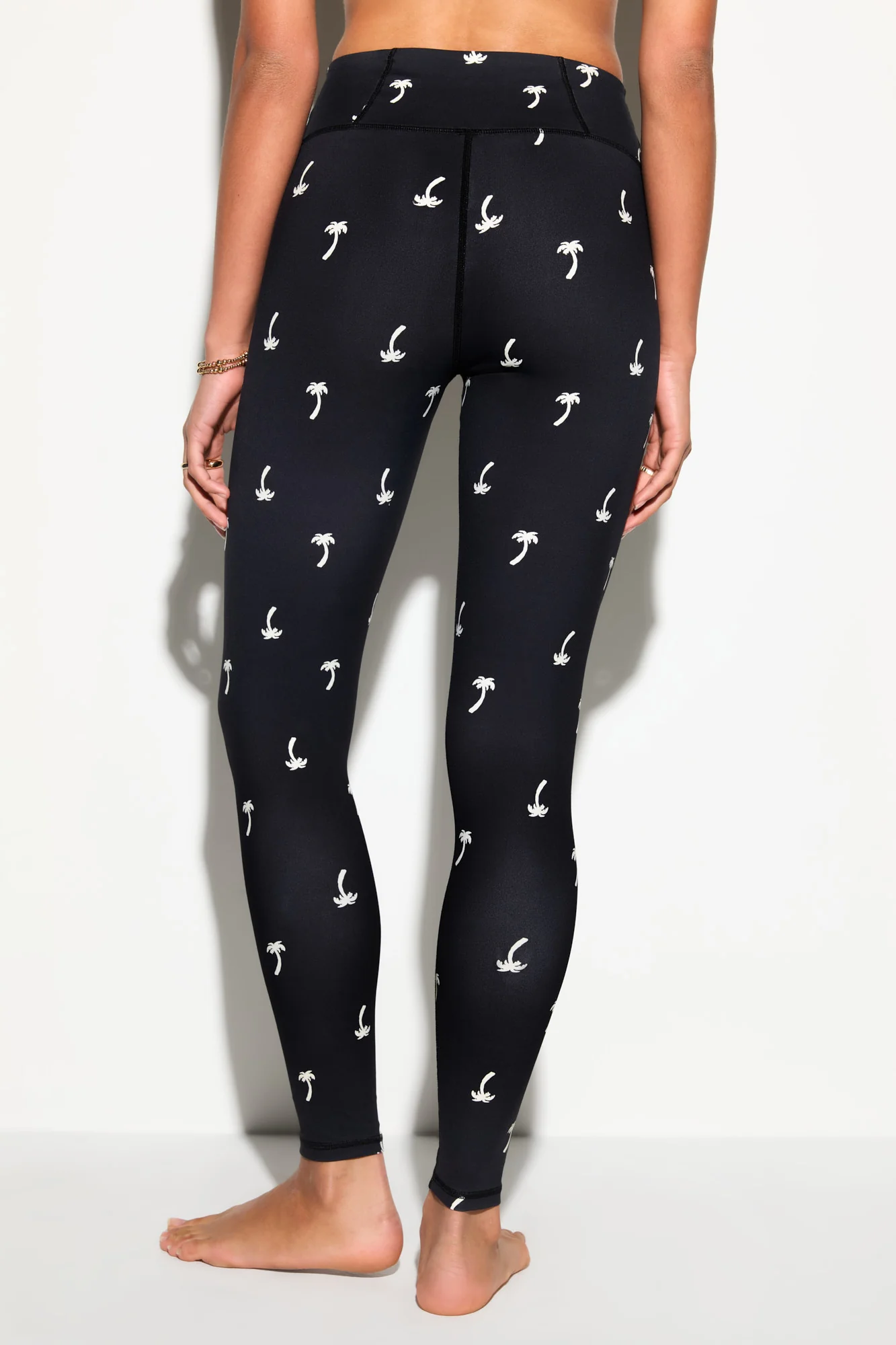 Throwing Shade Lotus Legging - Image 4