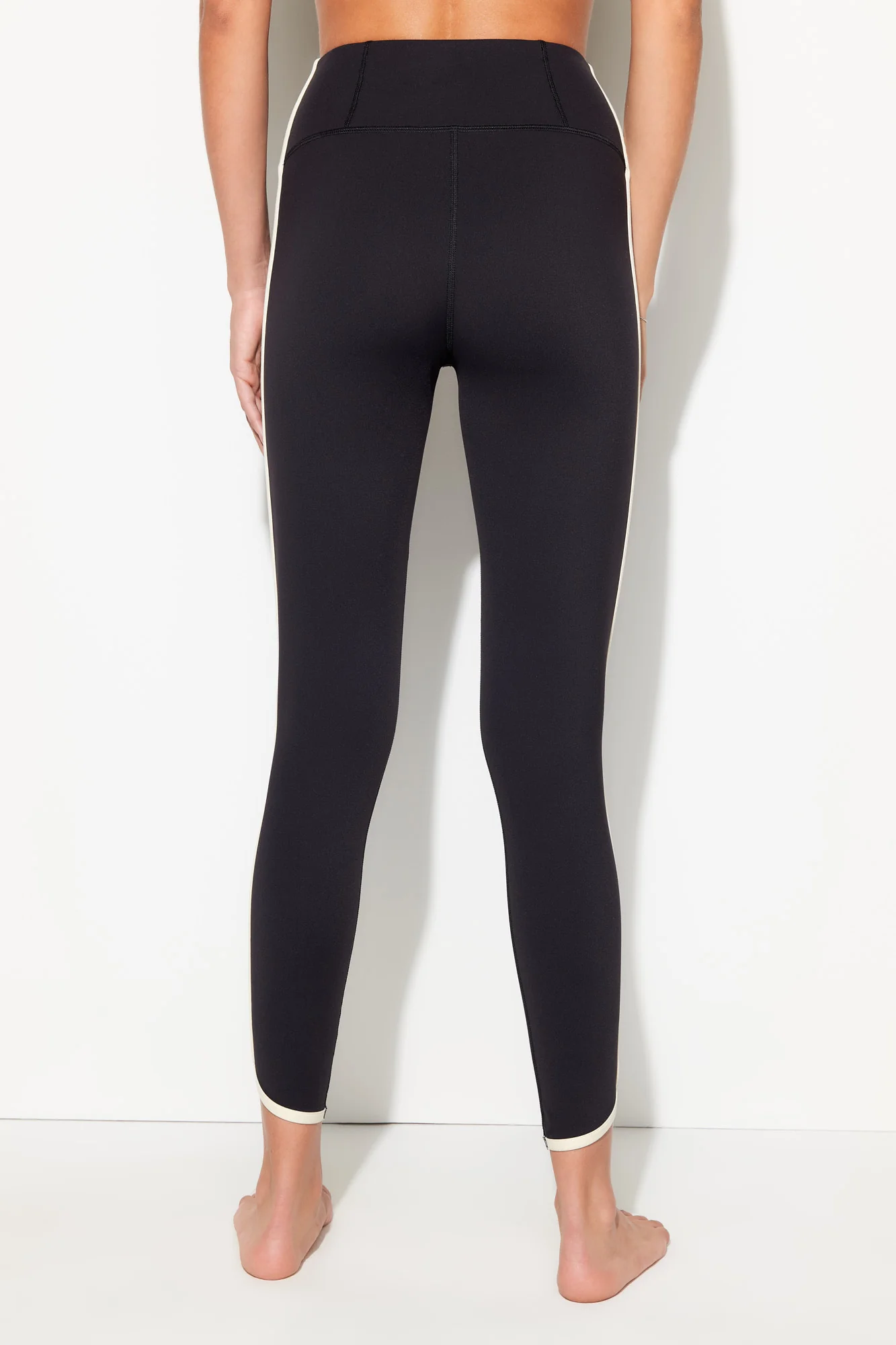 Marley 7/8 Legging - Image 3