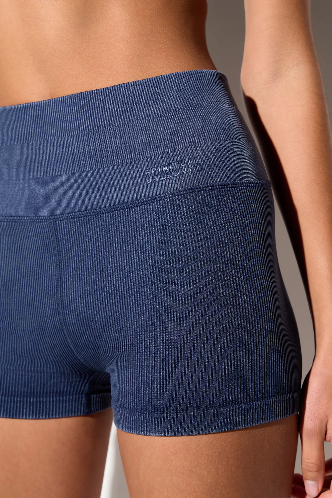 Seamless Love Shortie - Image 5